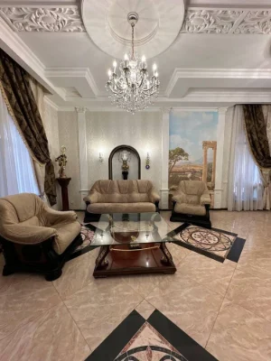 Продам будинок в центрально міськом районе