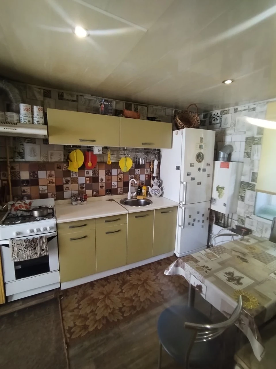 продам дім по вул. Кубінській (долгінцево)