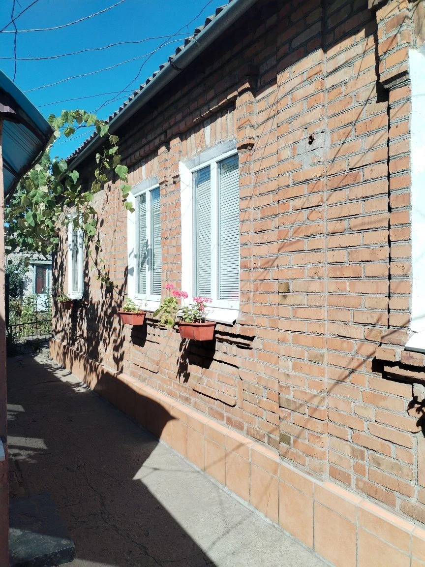 продам дім по вул. Кубінській (долгінцево)