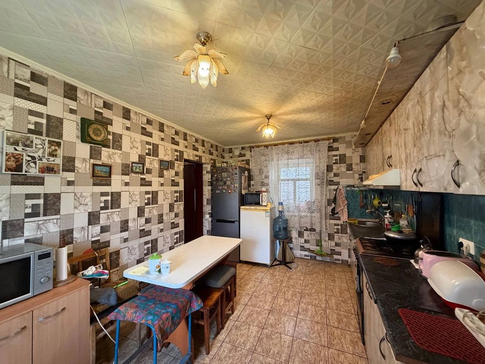 Sale of a 4-room house, Hrymyznaya Street, (Serafimo)