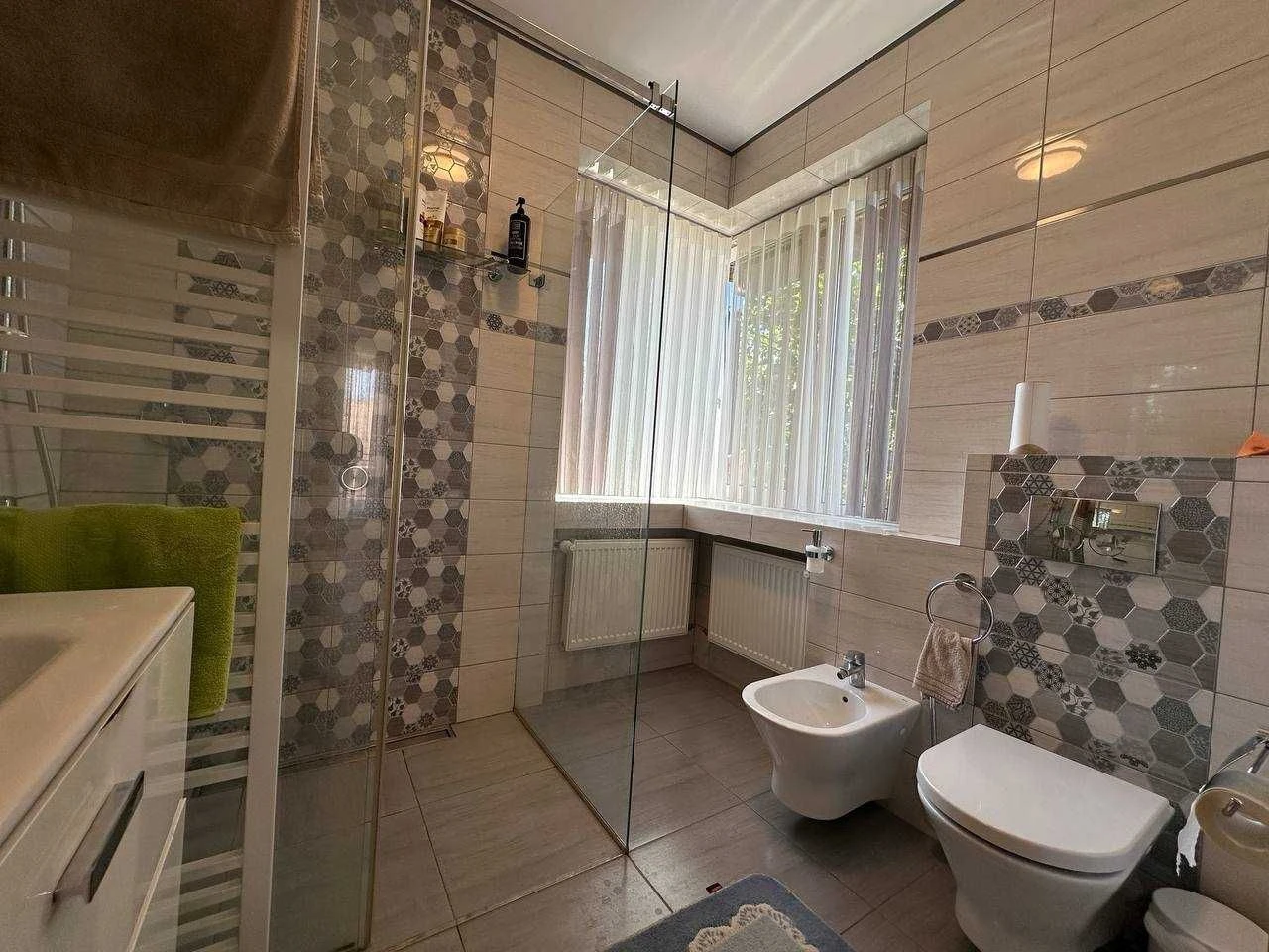 Сучасний будинок 245 м² | авторський інтер’єр | автономність