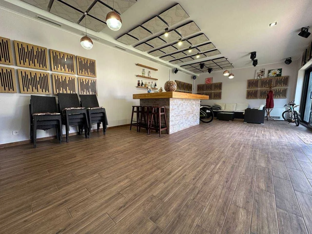 Сучасний будинок 245 м² | авторський інтер’єр | автономність