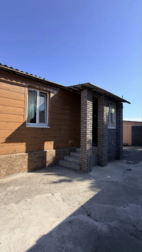 Продаж 4кімн.будинку по вул.Юрчака(Покровський район)
