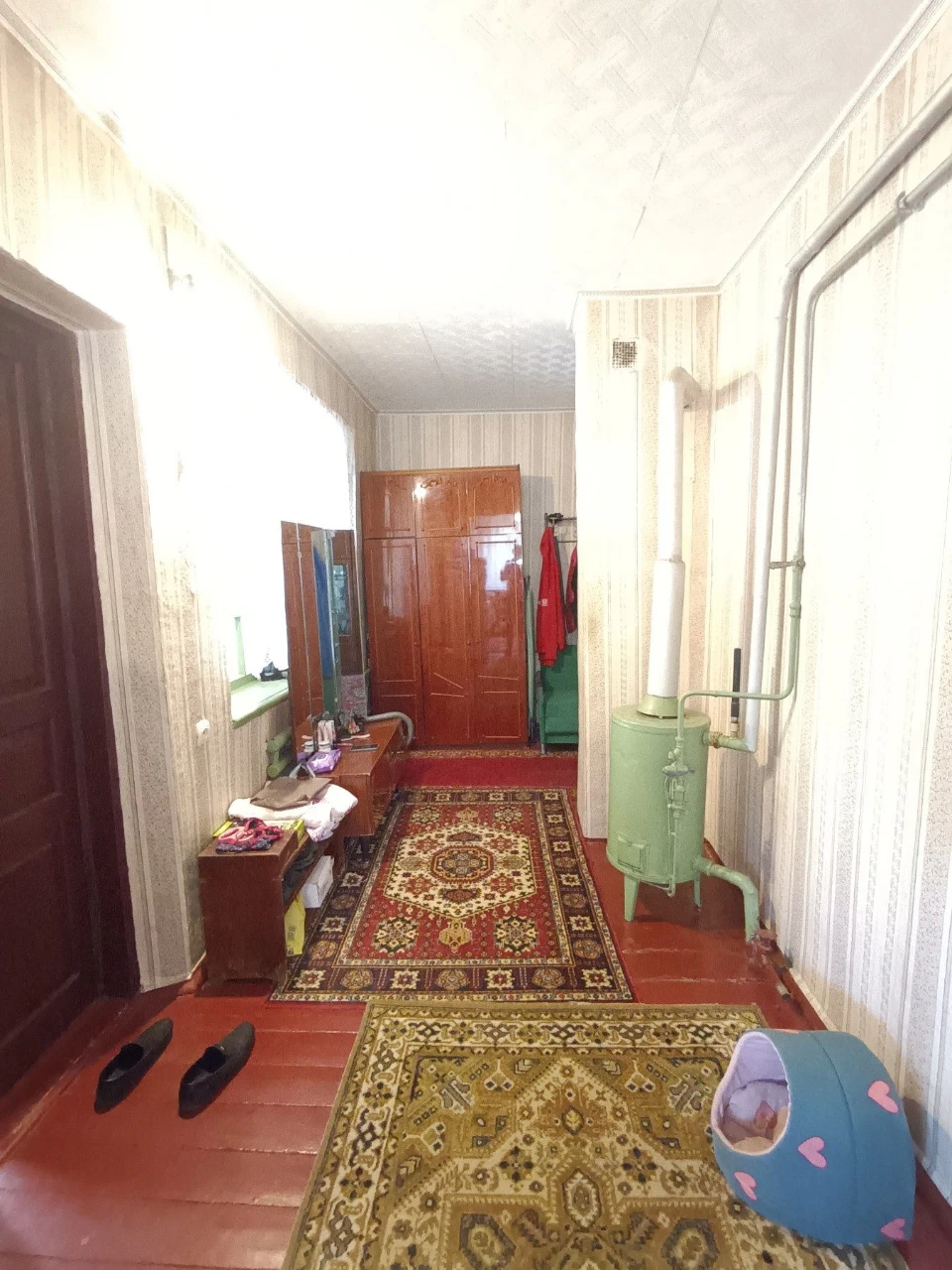For sale a good house made of white brick on Lastochka