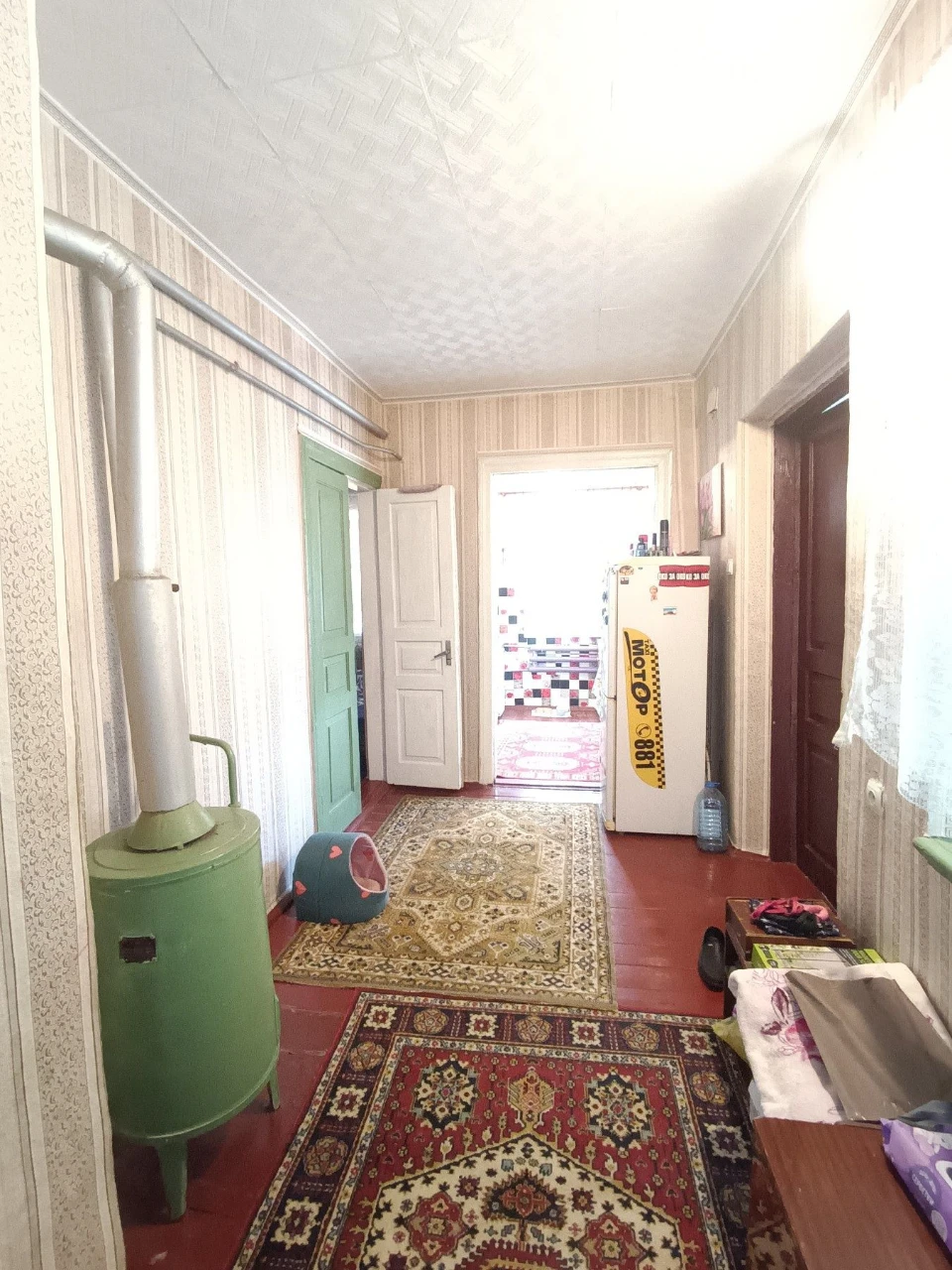 For sale a good house made of white brick on Lastochka