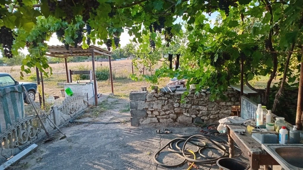 Продам участоок 0,15 га с летней кухней