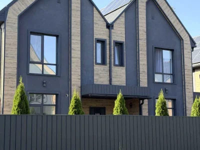 House. Kryvyi Rih, Chernyshok St. (Chernyshok)