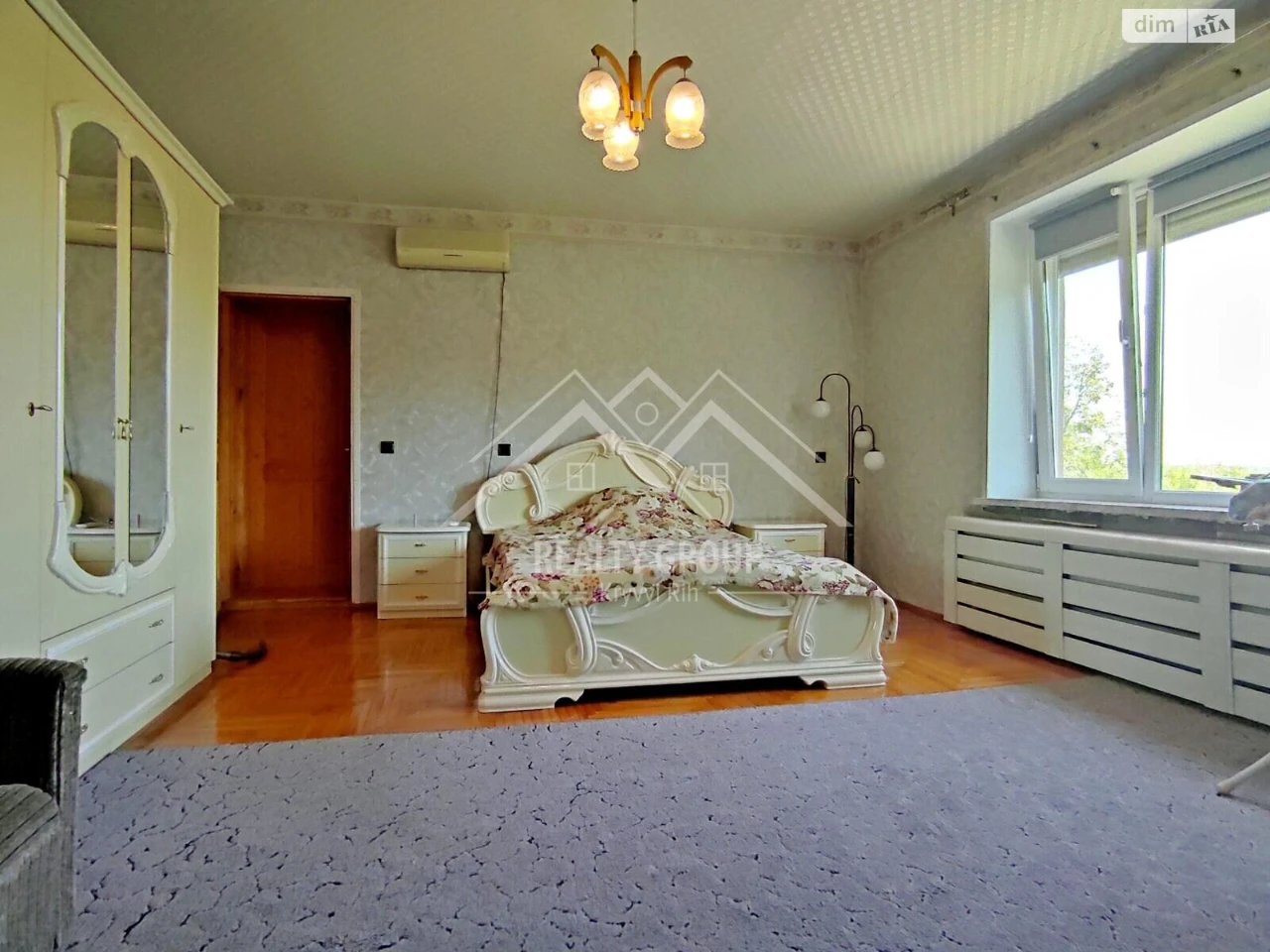 Sale Central-City House