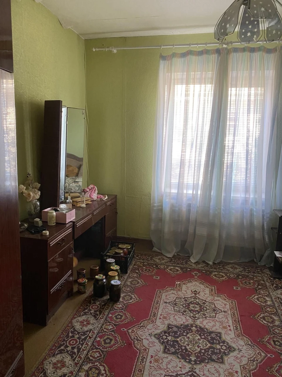 House in the settlement of Shiroke (Dnepr highway).