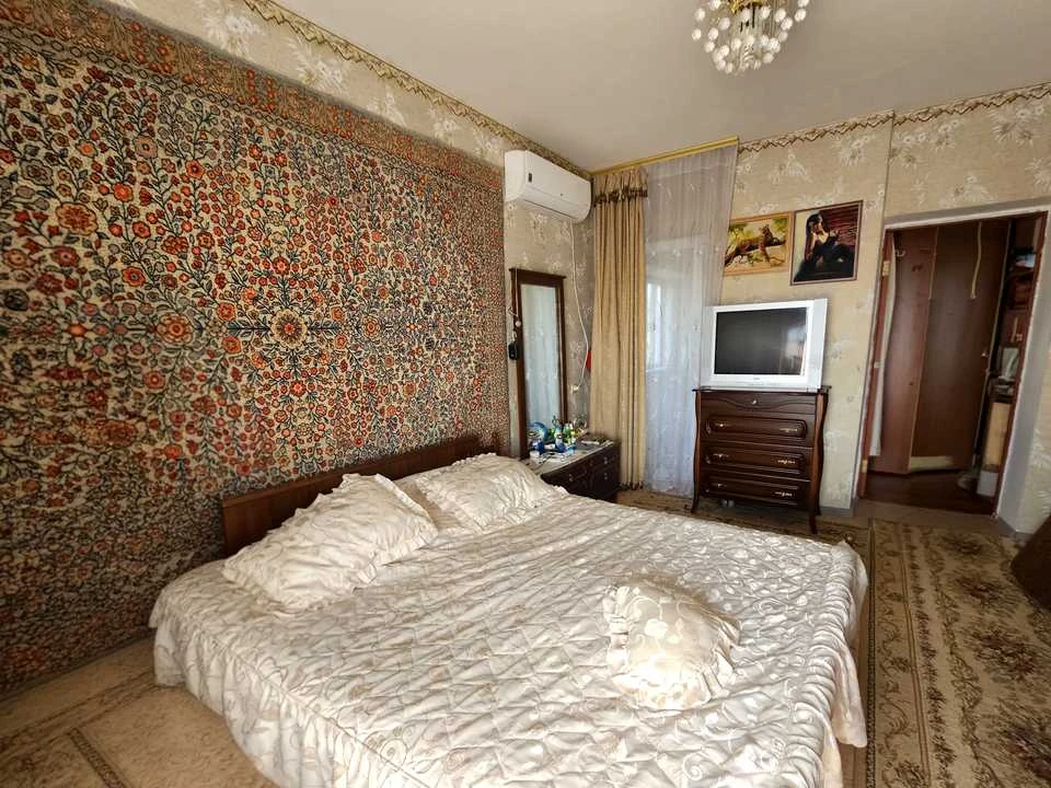 House. Kryvyi Rih, Lokomotivna Street (Komunarna)