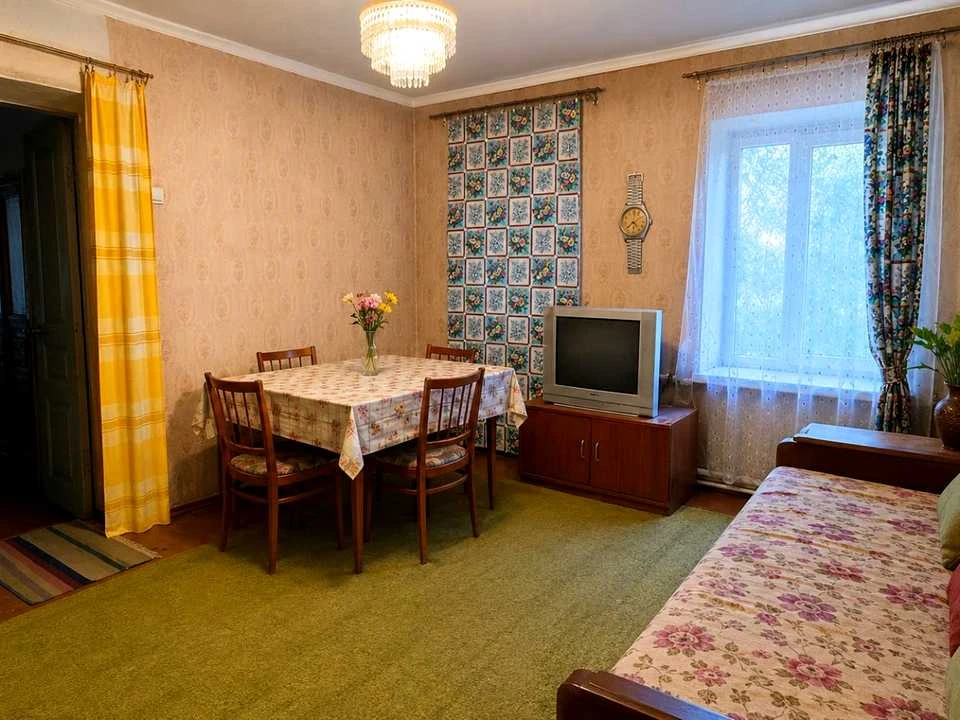 Будинок. Кривий Ріг, Паровозна вул.