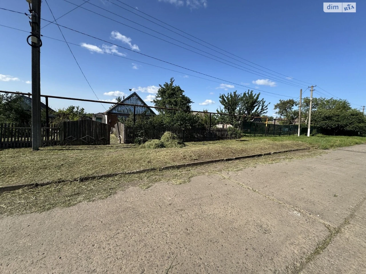 Продаж Дім