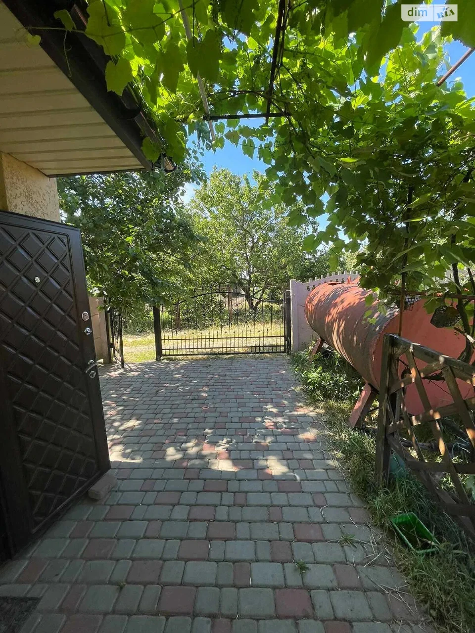 For Sale: Cottage