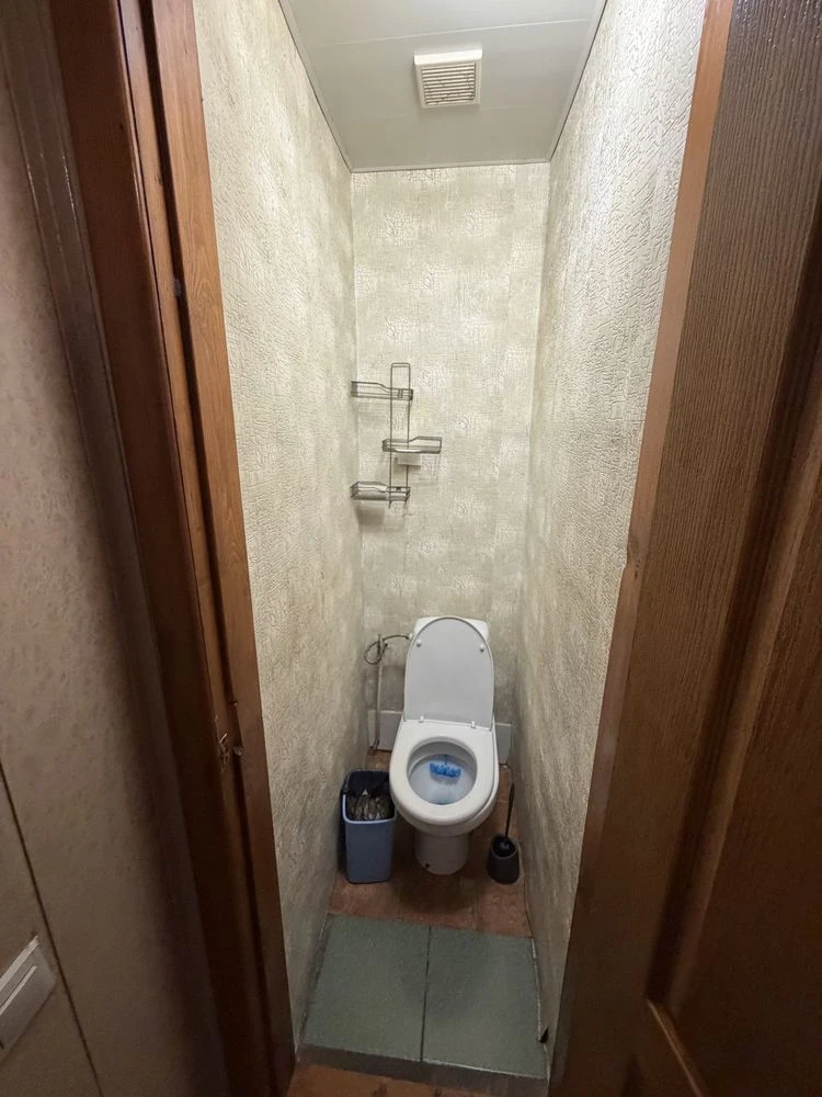 House for sale in the Central-City area.
