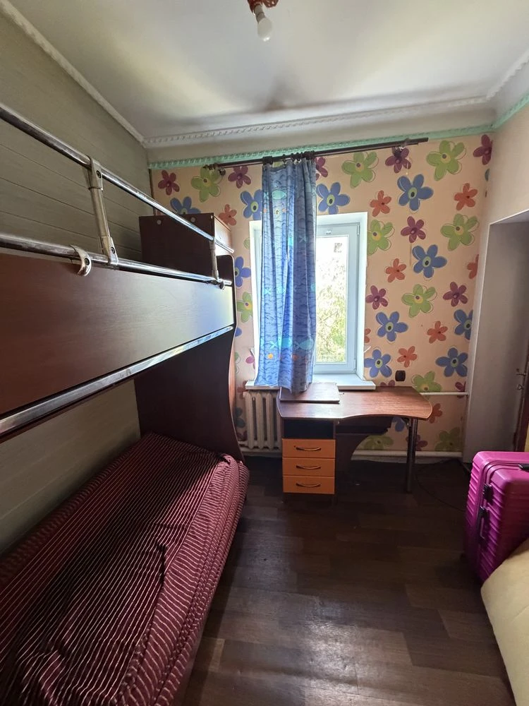 House for sale in the Central-City area.