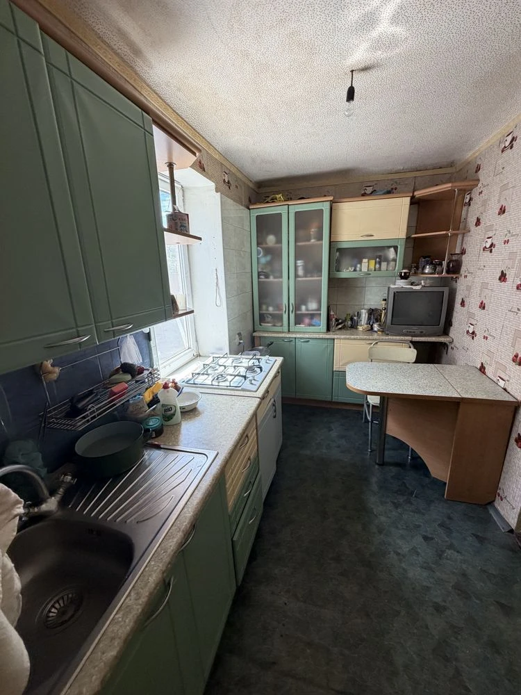 House for sale in the Central-City area.