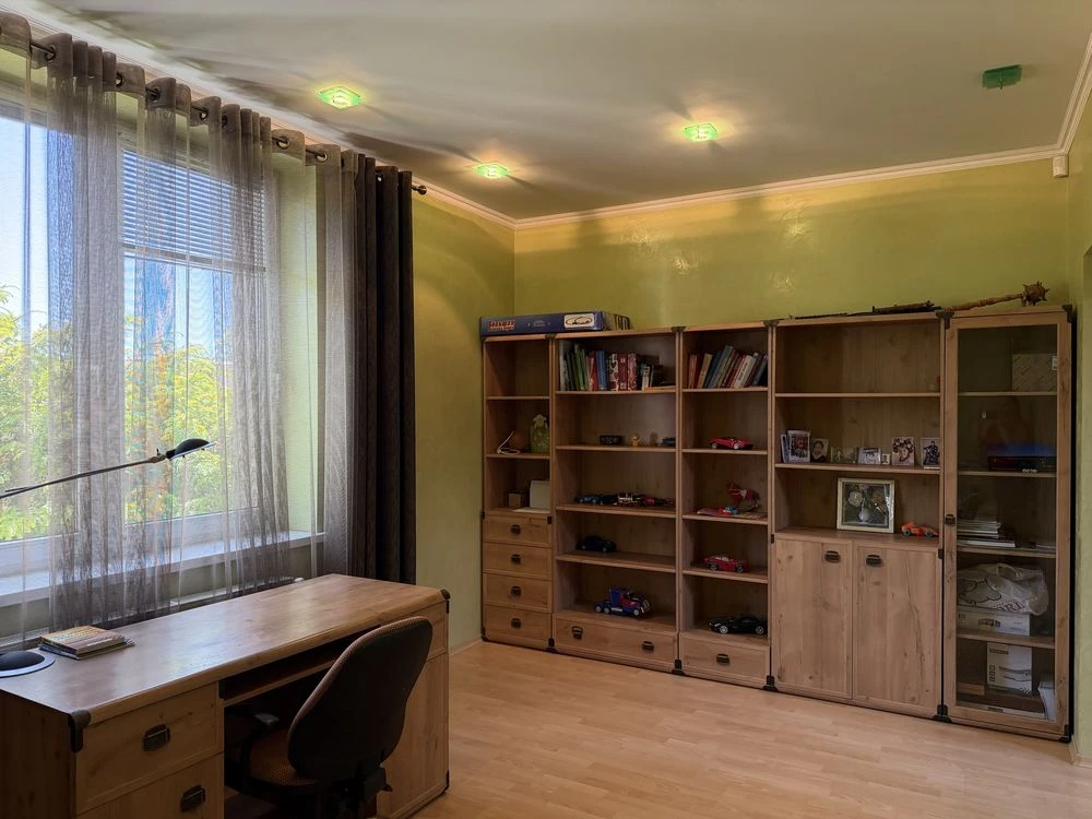 Продаж будинку 17 квартал, вул. Михайличенка, 4