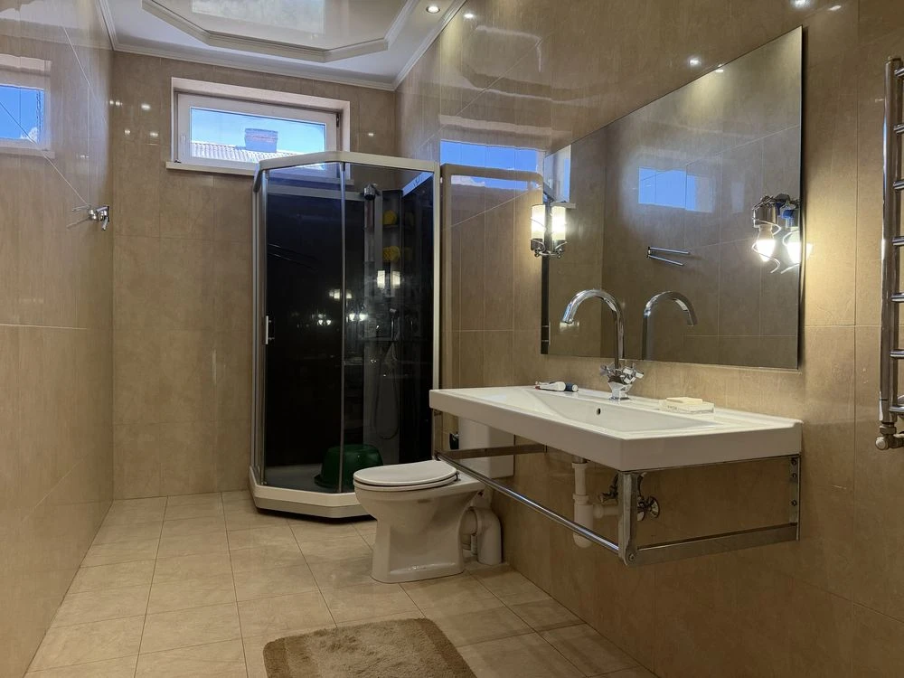 Продаж будинку 17 квартал, вул. Михайличенка, 4