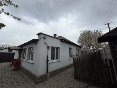 For Sale House, Dzerzhinka district, Strela settlement, Metallurgists district.