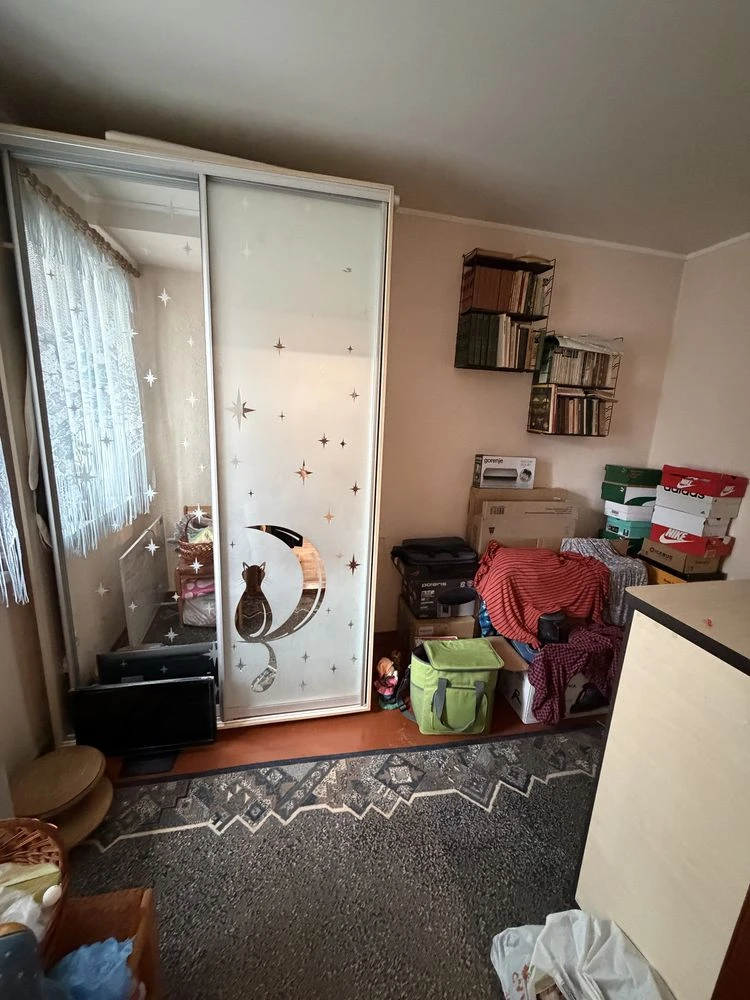 For Sale House, Dzerzhinka district, Strela settlement, Metallurgists district.