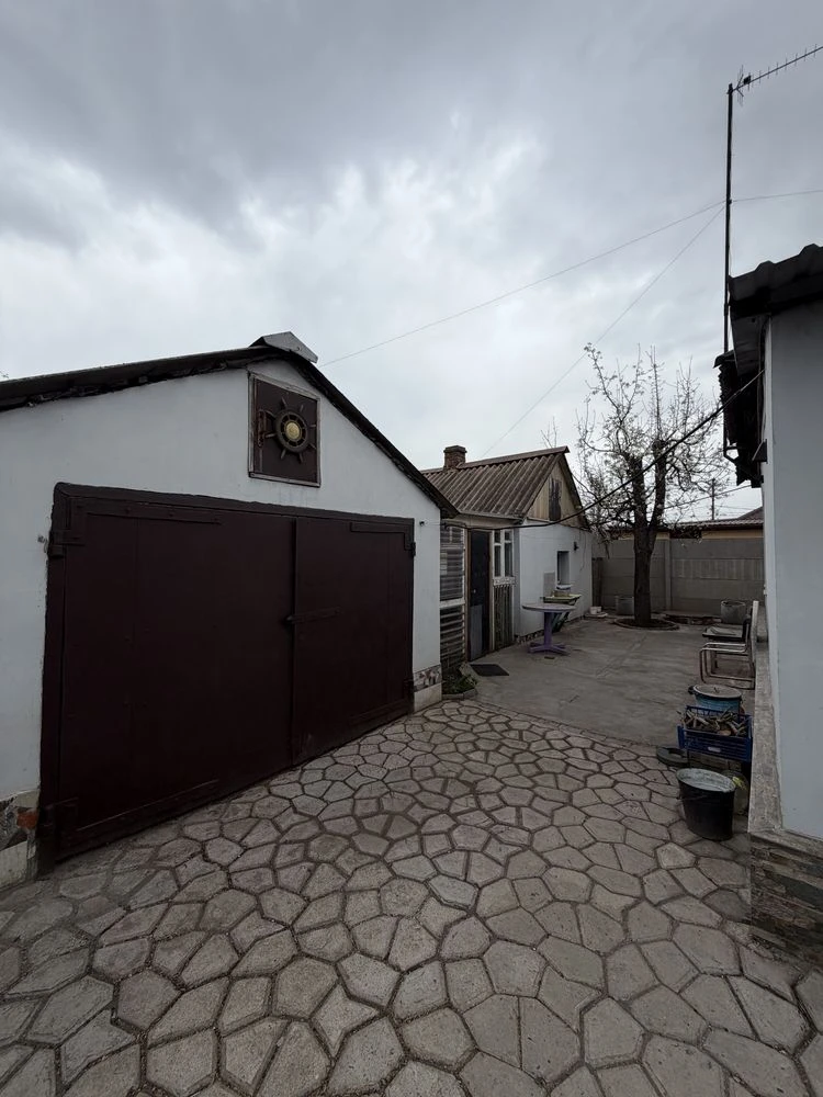For Sale House, Dzerzhinka district, Strela settlement, Metallurgists district.