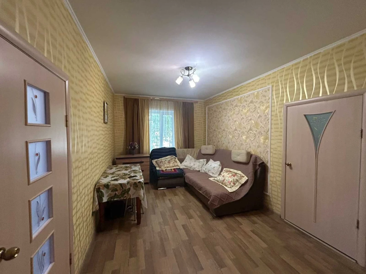 Продаж комфортного будинку в Довгинцівському районі