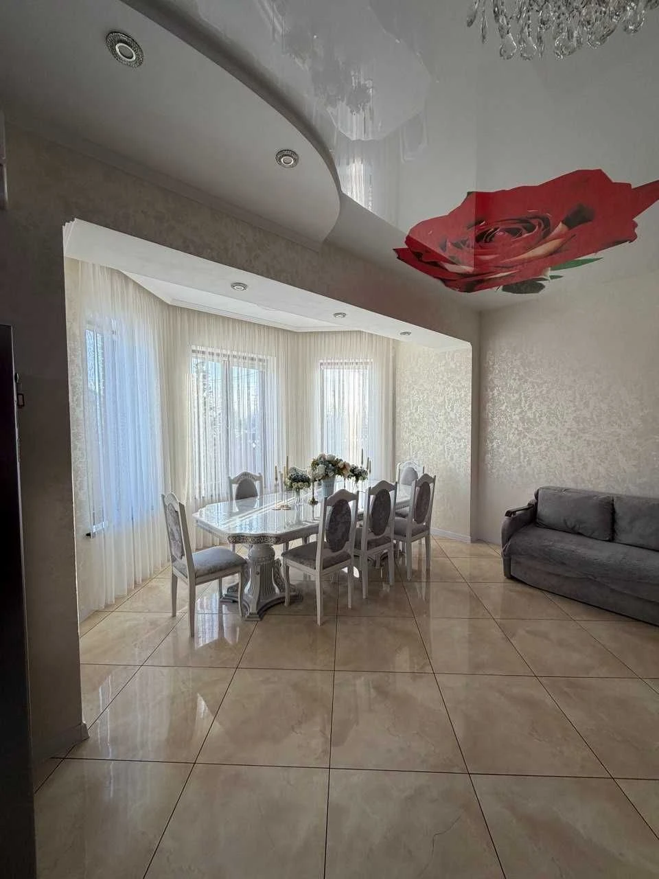 Sale of a modern two-story house on Grozneskaya Street