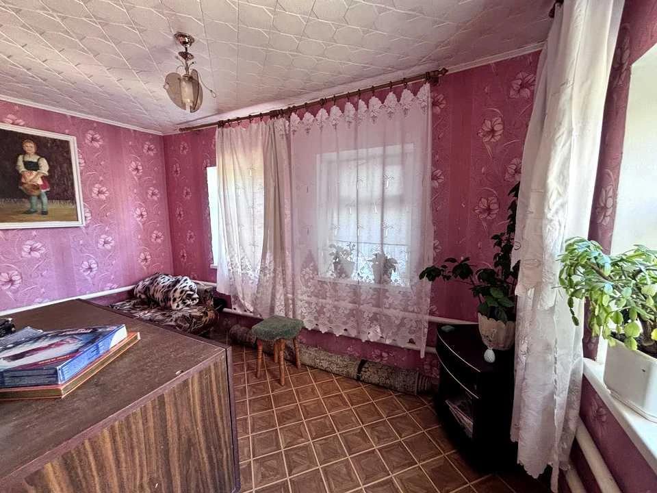 House. Kryvyi Rih, Olesya Honchar Street (Novgorod Street)
