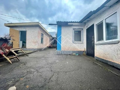 Sale of house on Kupryn Street