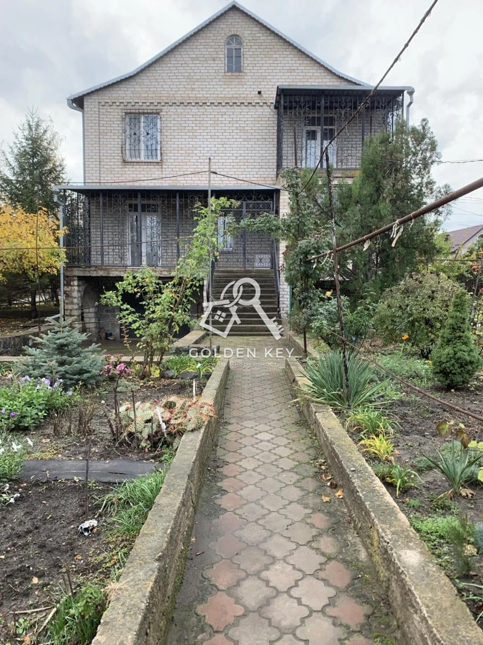 Family house for sale in Ternivsky district.