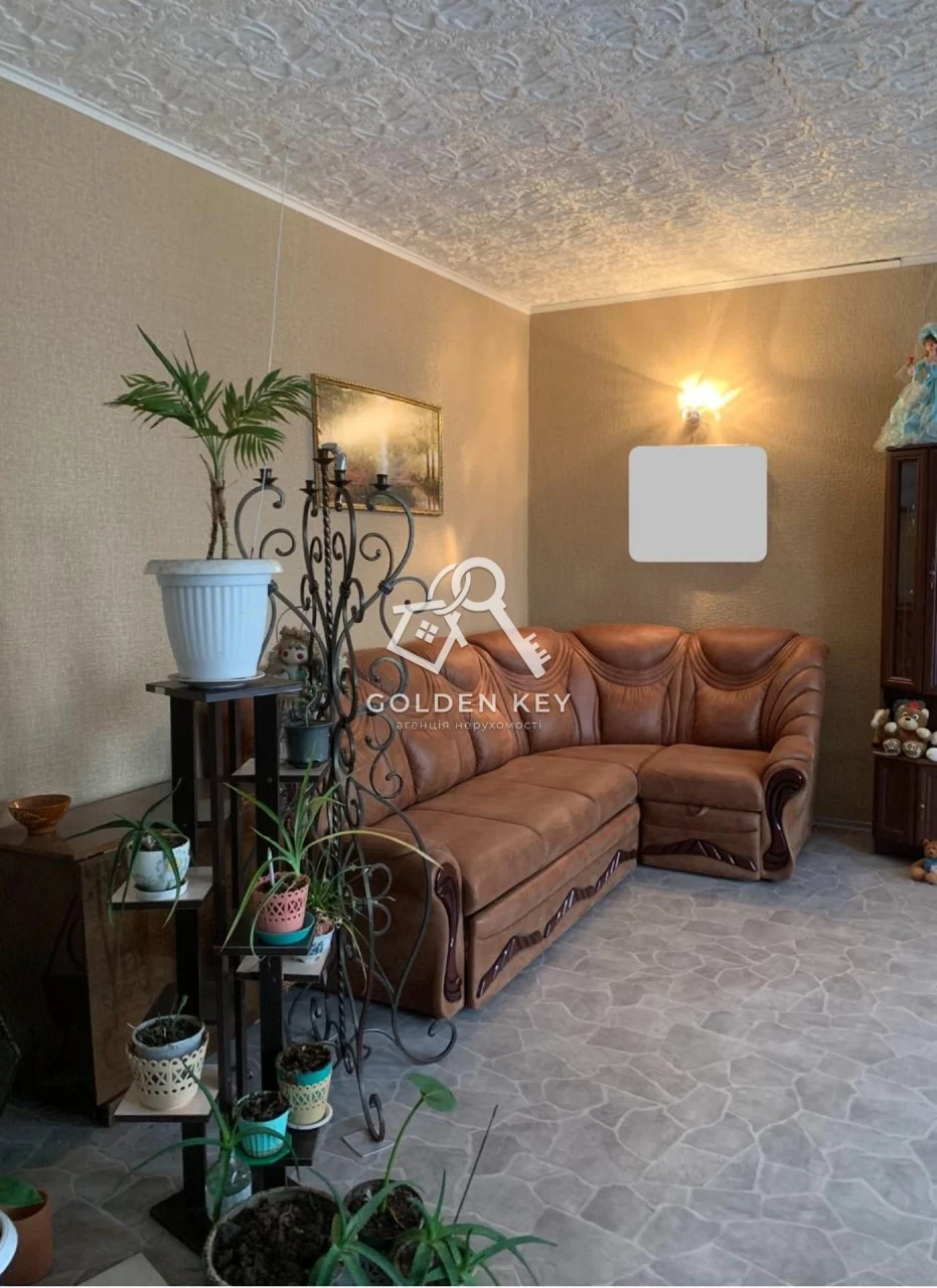 Family house for sale in Ternivsky district.