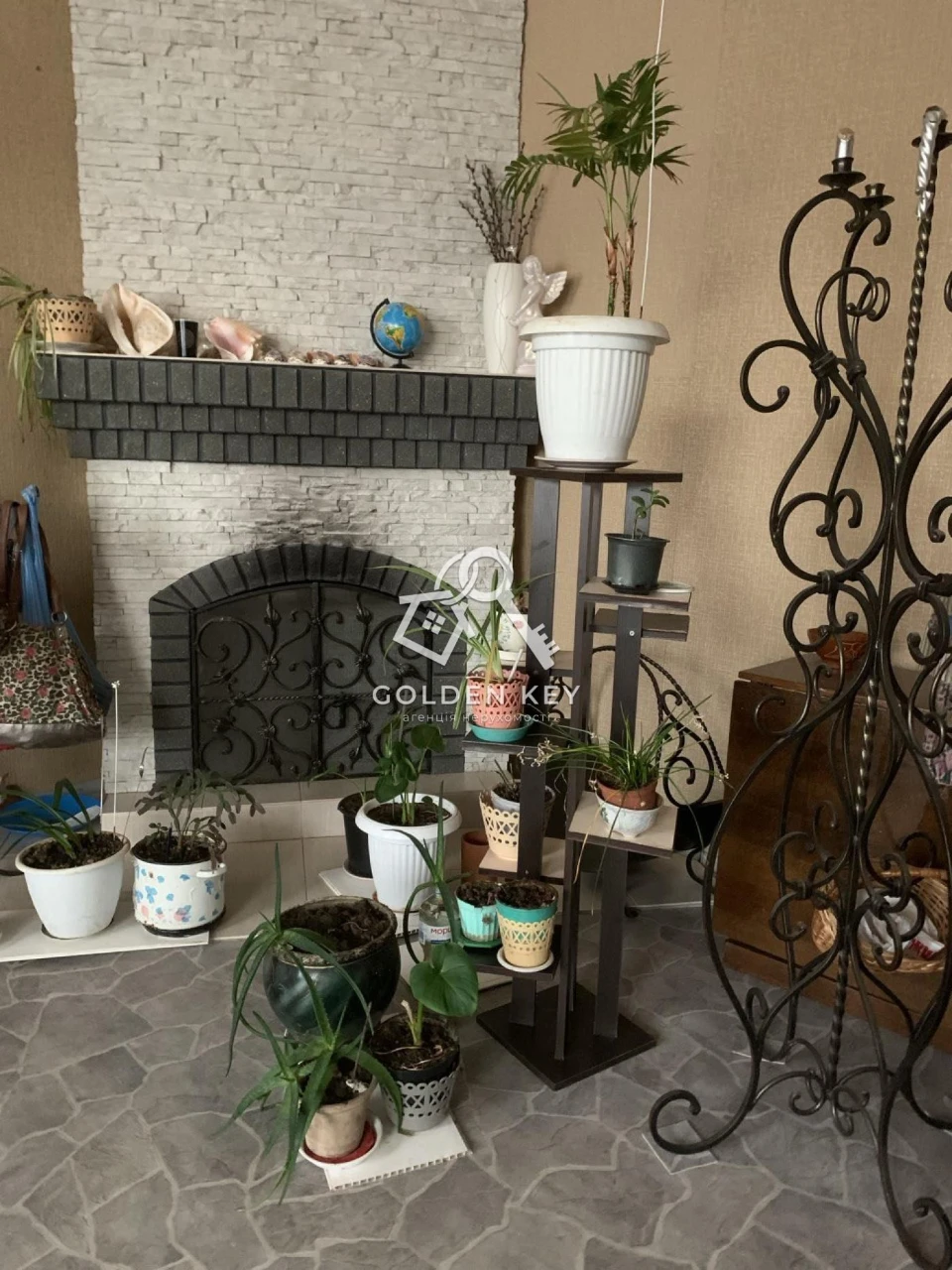 Family house for sale in Ternivsky district.