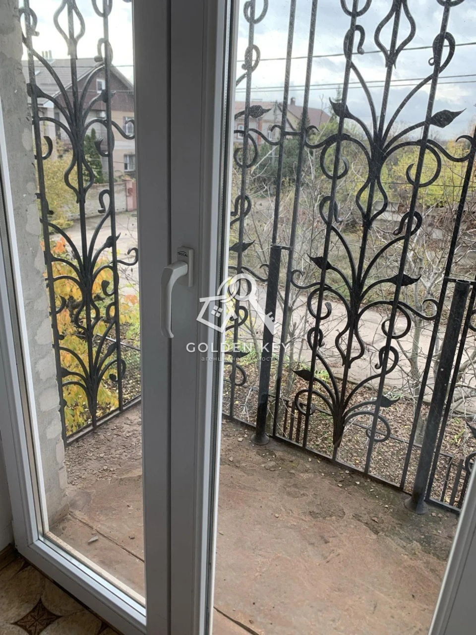 Family house for sale in Ternivsky district.