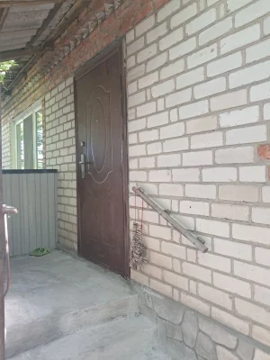 For sale, a good house