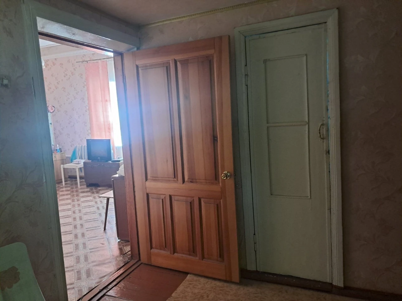 For sale, a good house
