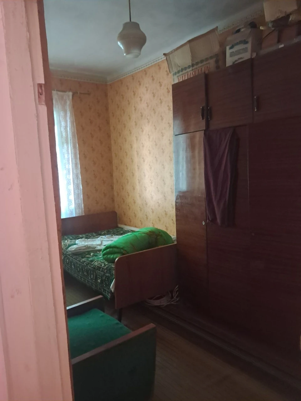 For sale, a good house