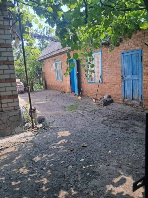 For sale, a good house