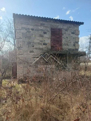 Sale of a private plot of land in the "Architect" cooperative with an additional plot