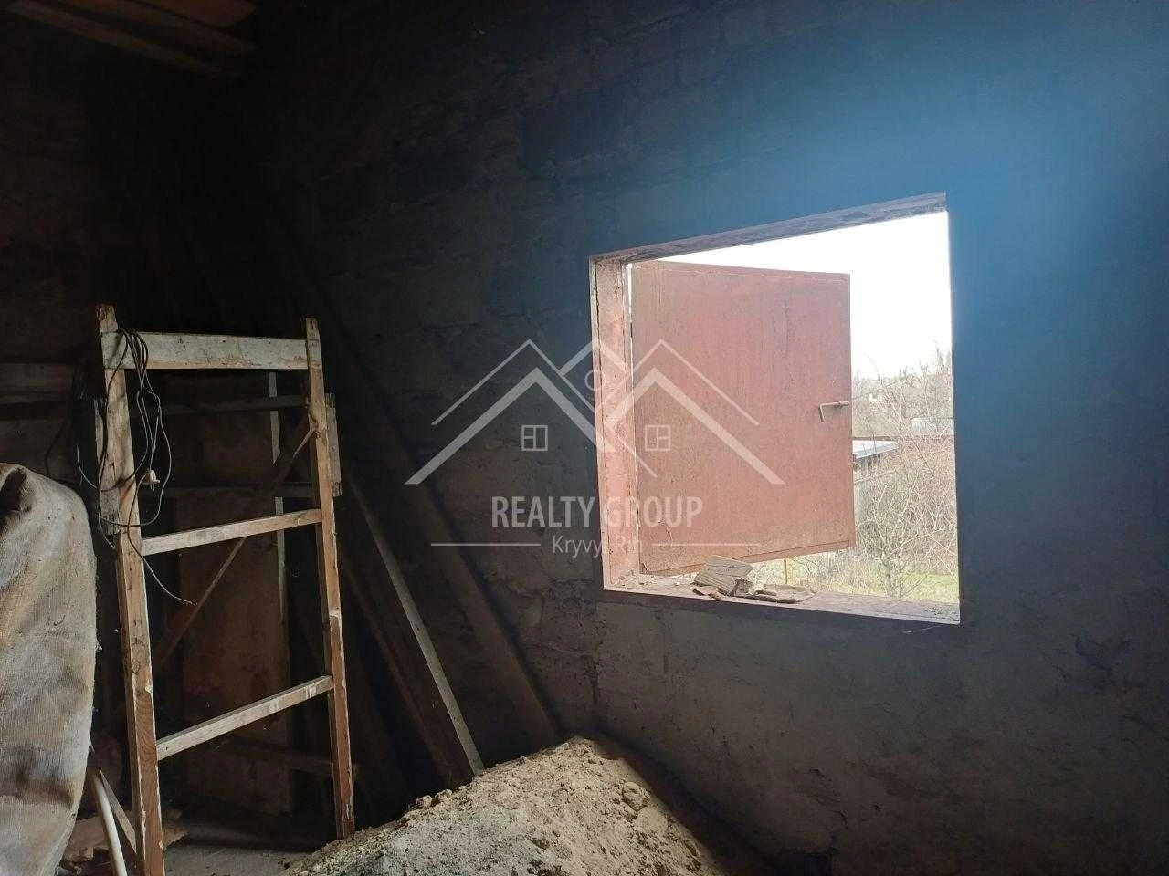 Sale of a private plot of land in the "Architect" cooperative with an additional plot