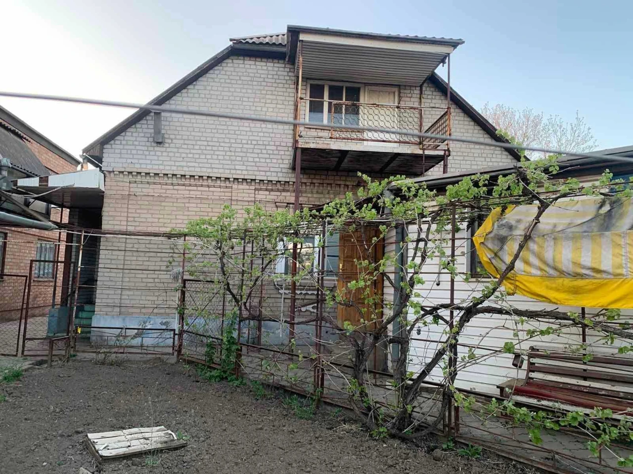 Sale of House on Anderson Street, Lastivka District, Shoe Factory