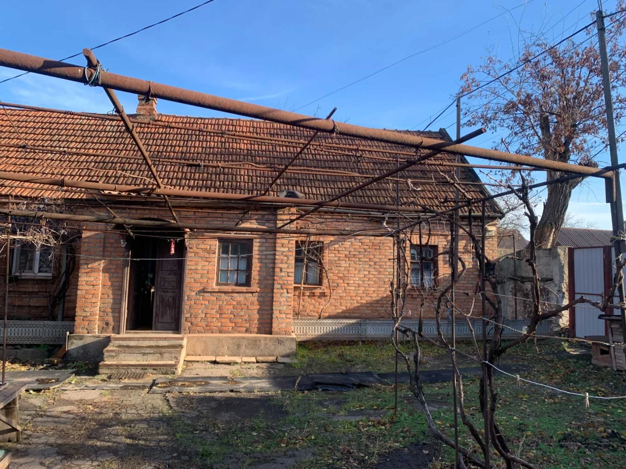 Sale of house on St. Vasily Sosty (Tolstoy), Central urban area