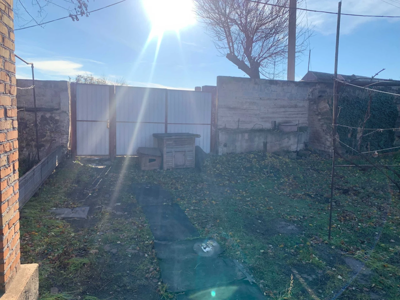 Sale of house on St. Vasily Sosty (Tolstoy), Central urban area