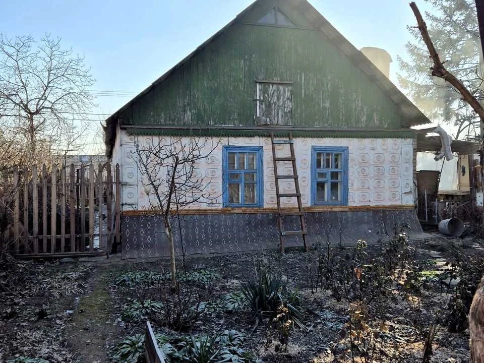 Будинок. Кривий Ріг, Волонтерів вул. (Світлогірська)