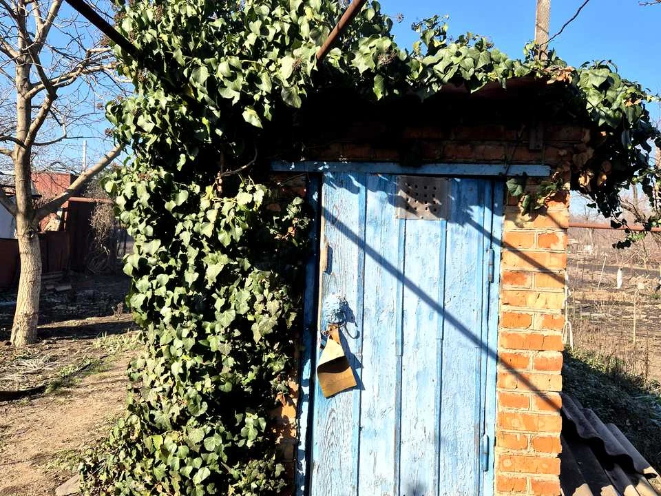 Будинок. Кривий Ріг, Волонтерів вул. (Світлогірська)