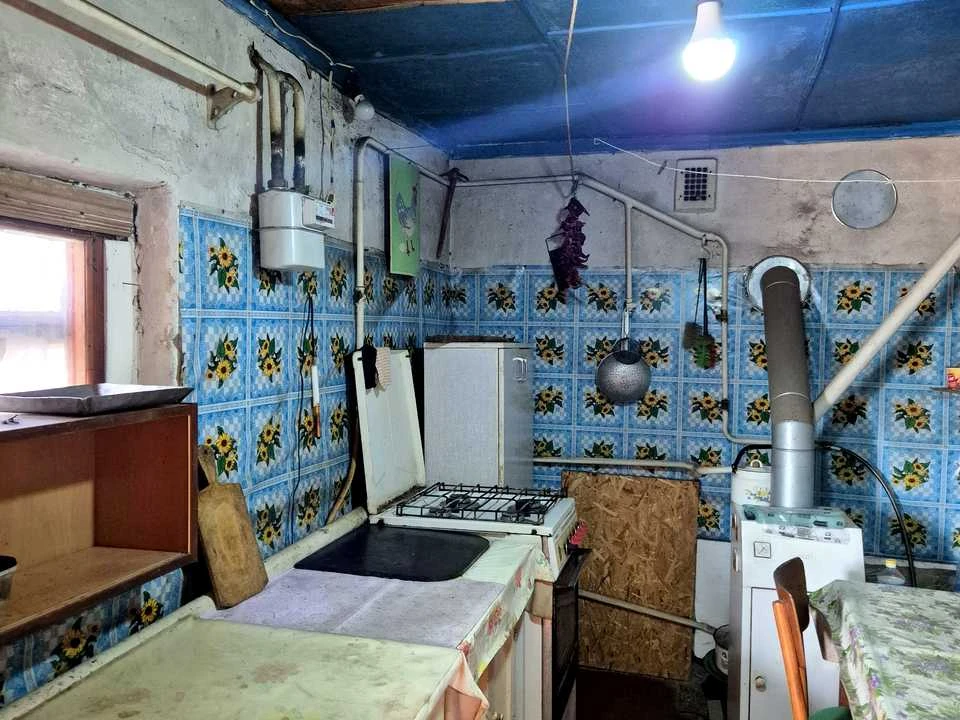 Будинок. Кривий Ріг, Волонтерів вул. (Світлогірська)
