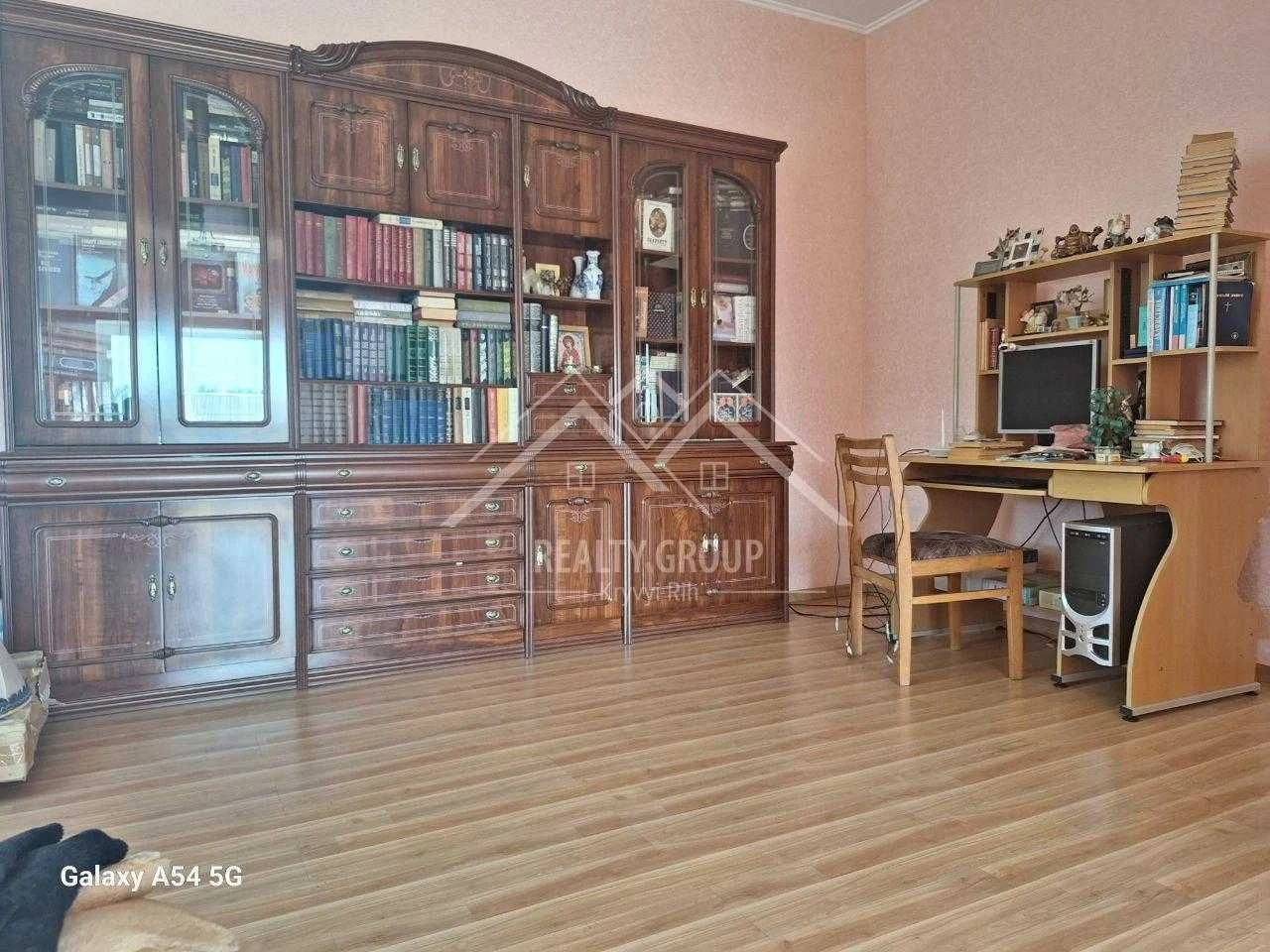 Продаж затишного будинку з ремонтом на Розвилці. (еВідновлен