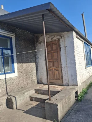 For Sale: 3-bedroom house/Metelurgi district