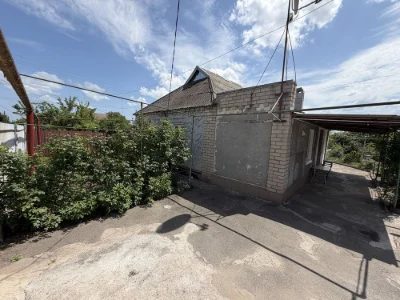 House for sale in Ternovskiy district.