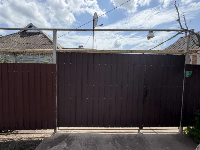 House for sale in Ternovskiy district.