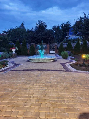 Luxury house near 95th district.